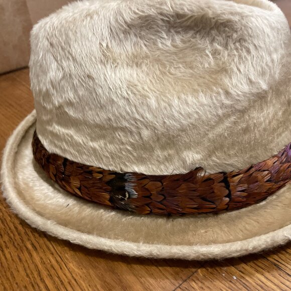 Beaver Pelt Hat by Scotts - Picture 2 of 8